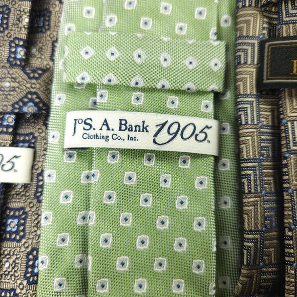 Jos A Bank 1905 & Reserve Geometric Slim Silk Ties - Picture 4 of 14